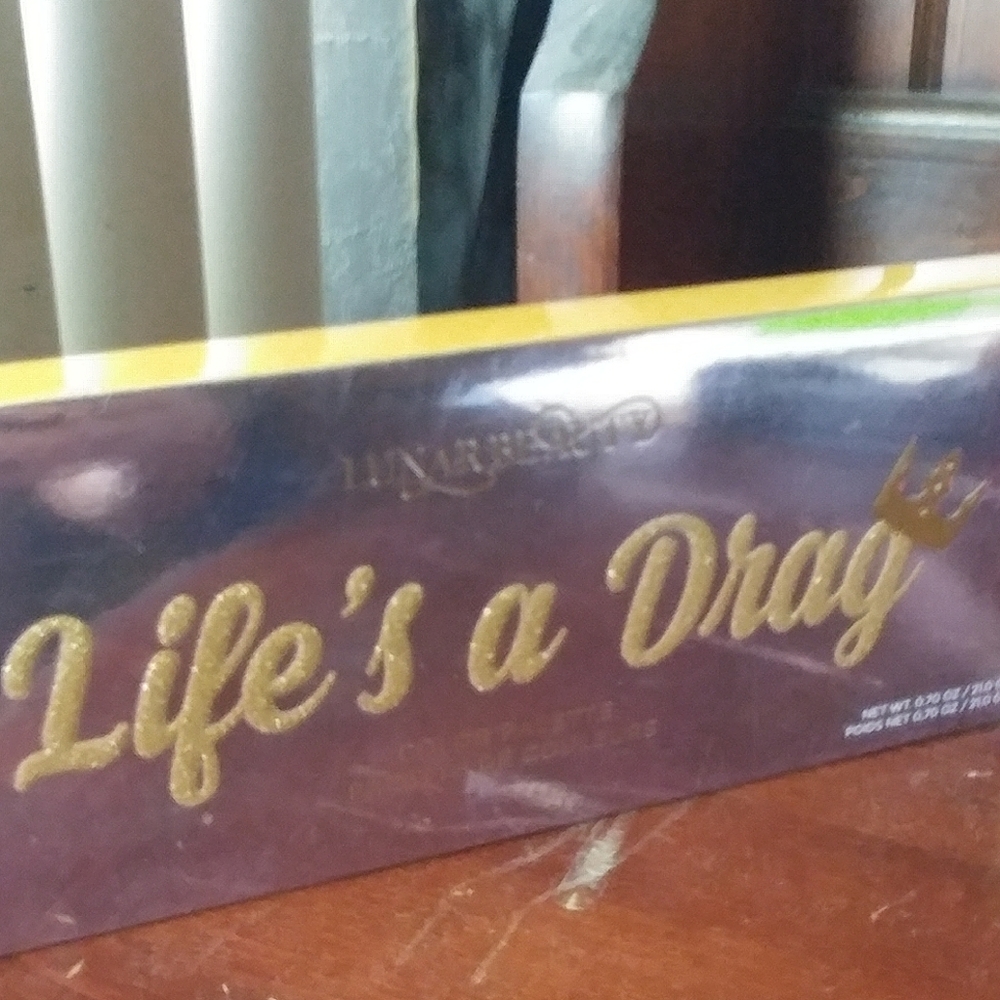 Lunar Beauty Life's A Drag Palette BNIB